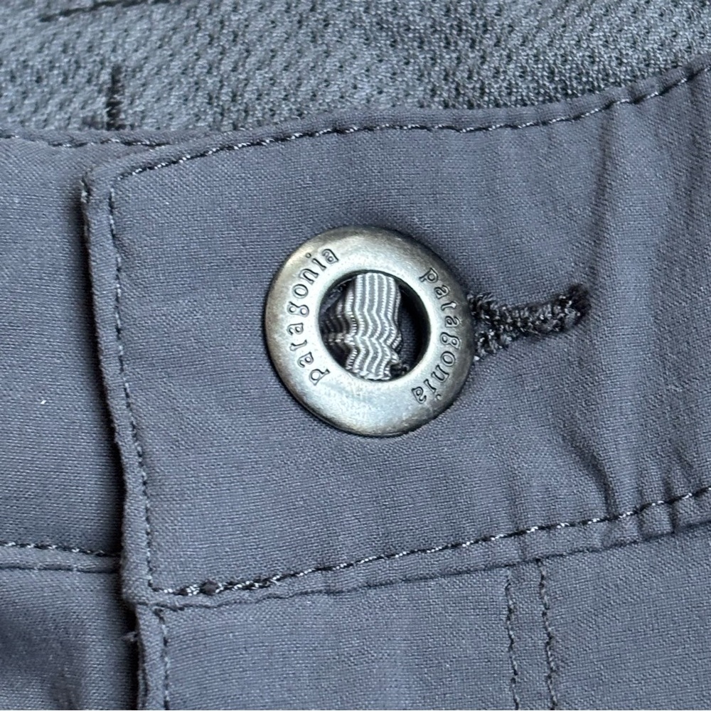 Patagonia Women’s Quandary Hiking Shorts Gray Nylon Stretch Outdoors 5" - Picture 6 of 8